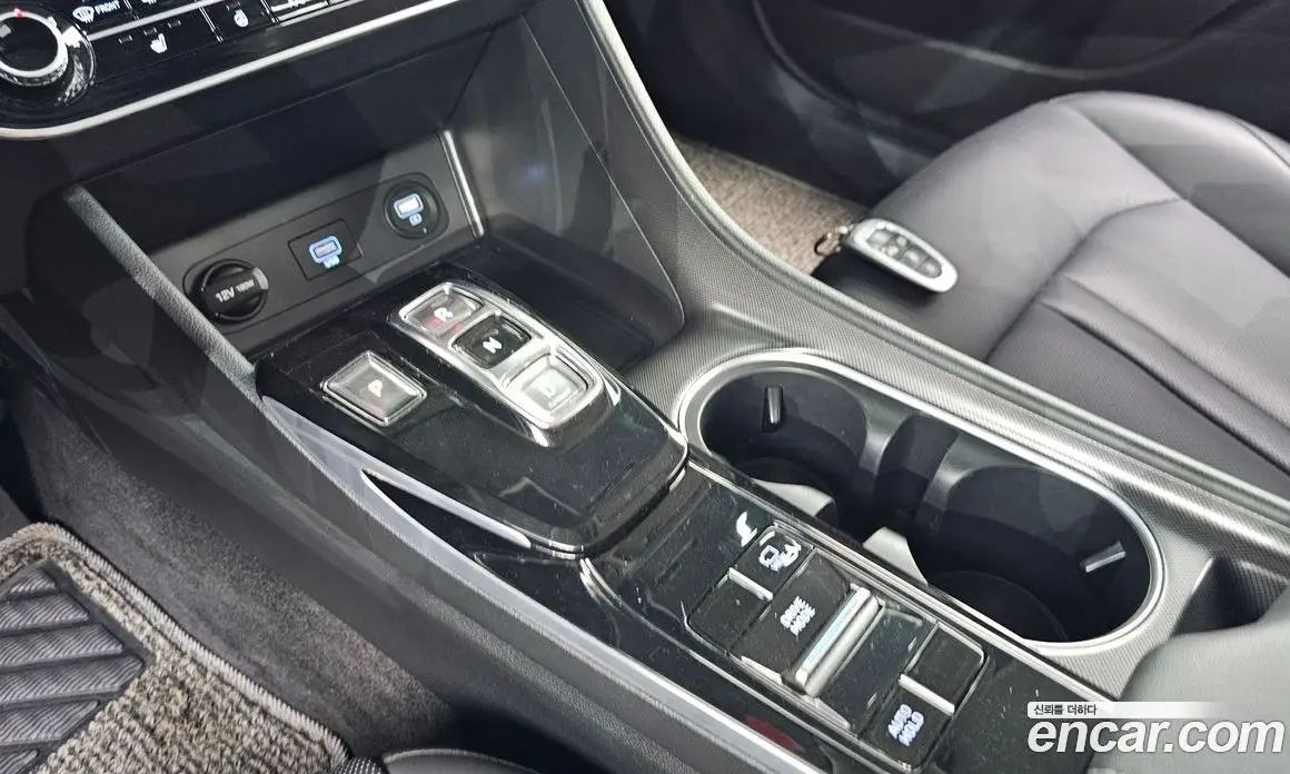 Hyundai Sonata 2019 2.0 автомат (гидро), фото 9 Hyundai Sonata 2019 2.0 автомат (гидро), фото 9