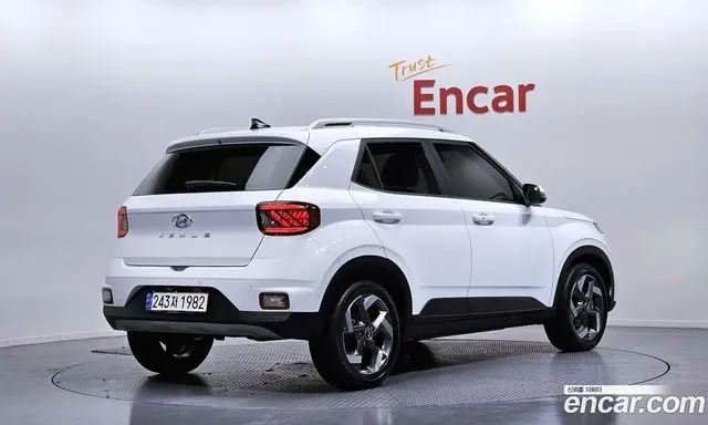 Hyundai Venue 2021 1.6 автомат (гидро), миниатюра 2
