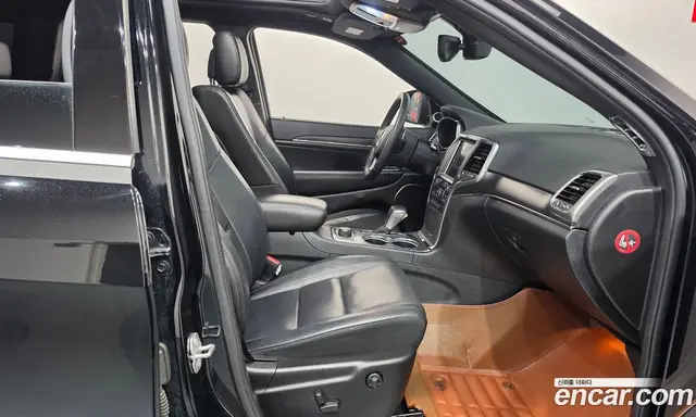Jeep Cherokee 2018 3.6 автомат (гидро), миниатюра 11