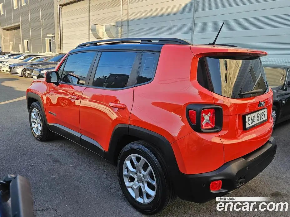 Jeep Renegade 2017 2.4 автомат (гидро), фото 4 Jeep Renegade 2017 2.4 автомат (гидро), фото 4