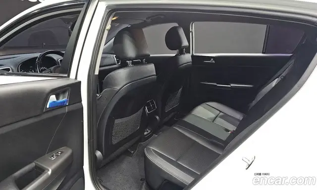 Kia Sportage 2017 2.0 автомат (гидро), миниатюра 11