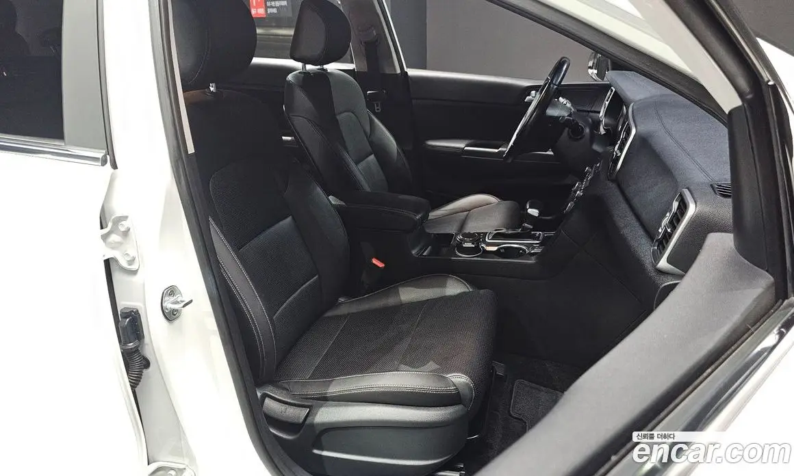 Kia Sportage 2017 2.0 автомат (гидро), фото 12