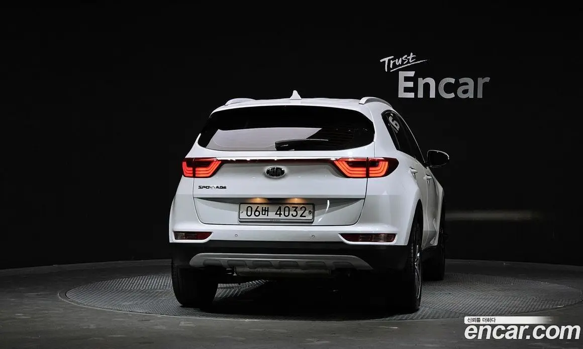 Kia Sportage 2017 2.0 автомат (гидро), фото 4