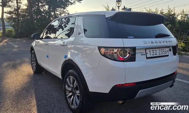 Land Rover Discovery Sport 2018 2.0 автомат (гидро), миниатюра 2