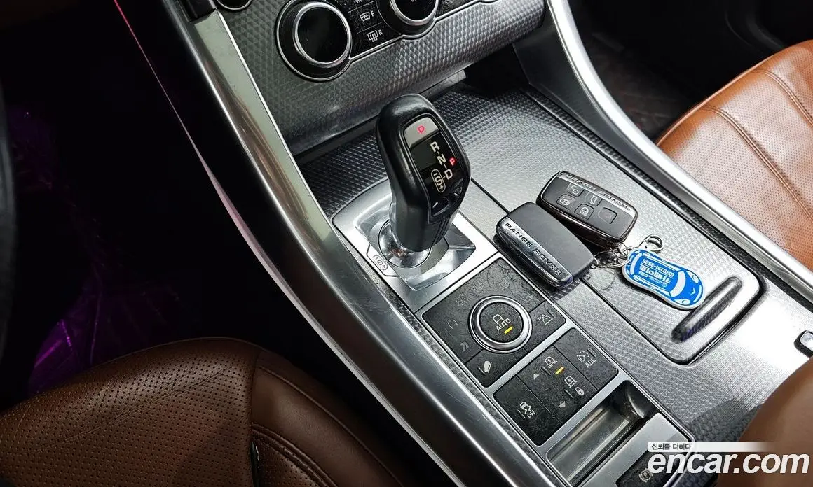 Land Rover Range Rover Sport 2015 4.4 автомат (гидро), фото 9 Land Rover Range Rover Sport 2015 4.4 автомат (гидро), фото 9