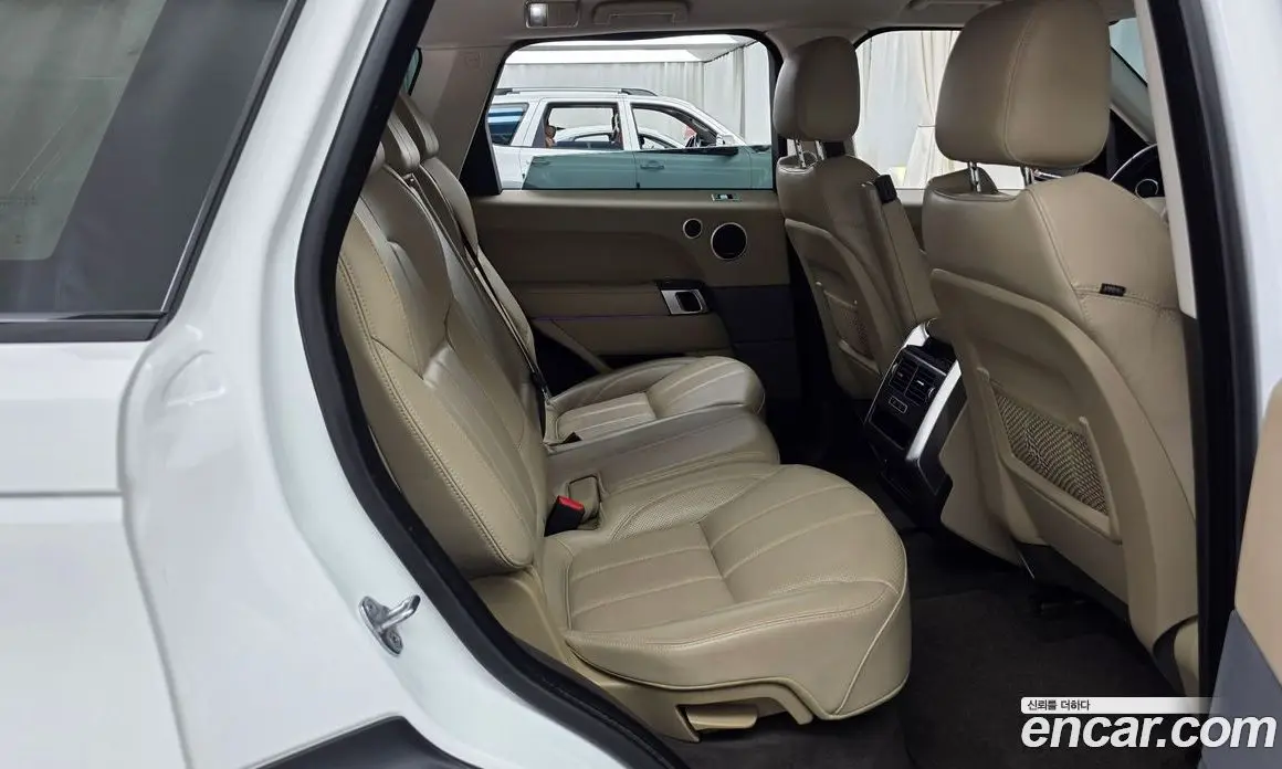 Land Rover Range Rover Sport 2015 3.0 автомат (гидро), фото 12 Land Rover Range Rover Sport 2015 3.0 автомат (гидро), фото 12