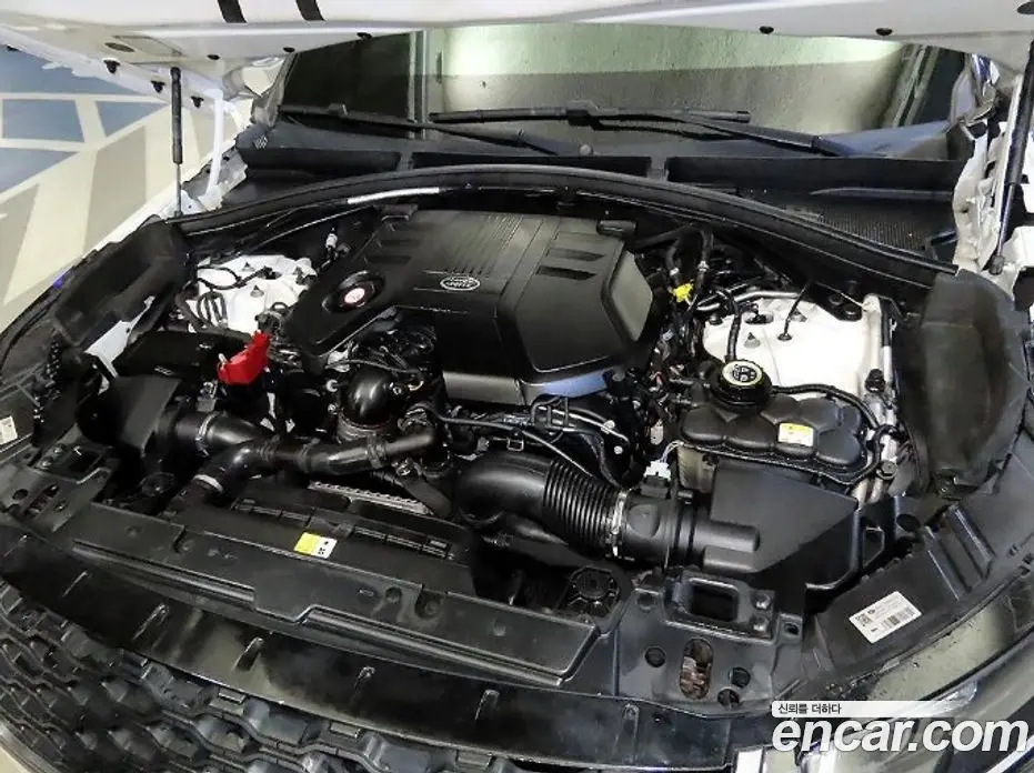 Land Rover Range Rover Velar 2018 3.0 автомат (гидро), фото 19 Land Rover Range Rover Velar 2018 3.0 автомат (гидро), фото 19