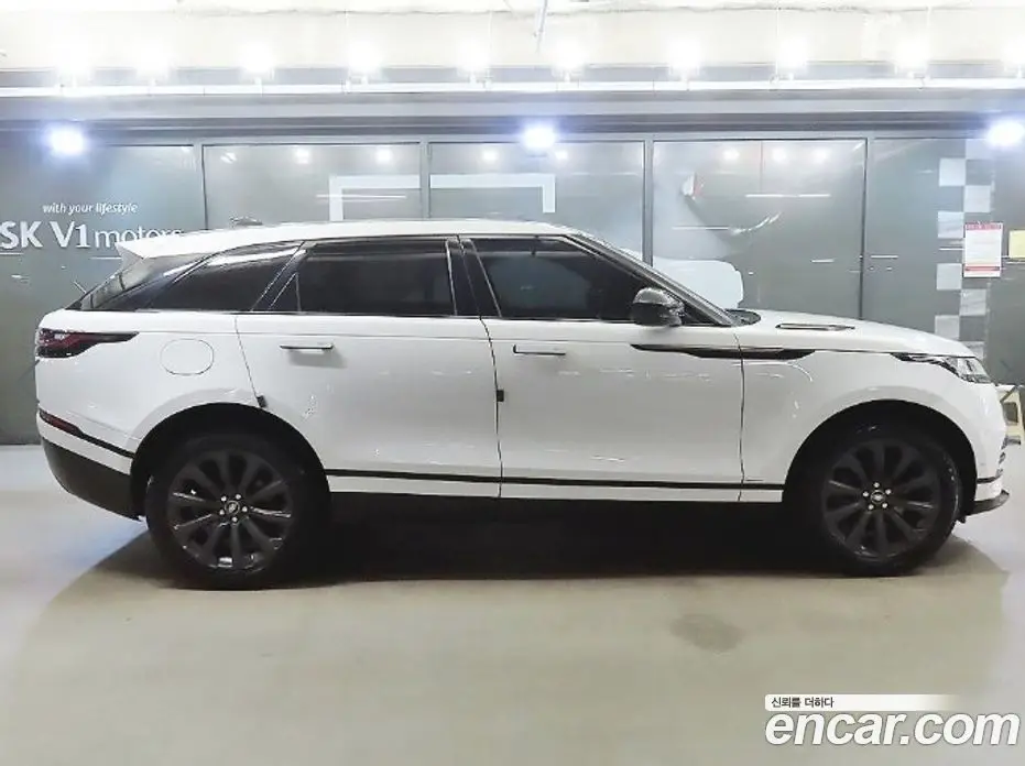 Land Rover Range Rover Velar 2018 3.0 автомат (гидро), фото 3 Land Rover Range Rover Velar 2018 3.0 автомат (гидро), фото 3