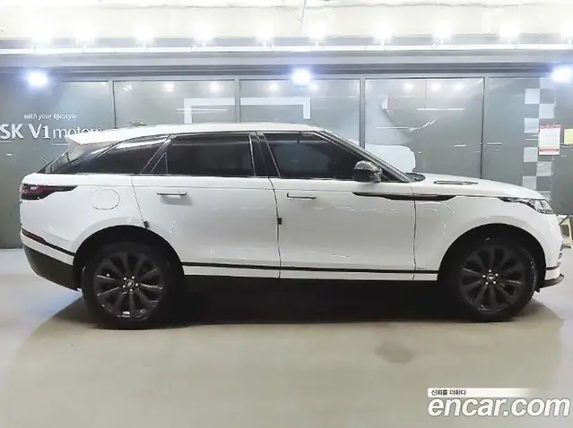 Land Rover Range Rover Velar 2018 3.0 автомат (гидро), миниатюра 3 Land Rover Range Rover Velar 2018 3.0 автомат (гидро), миниатюра 3