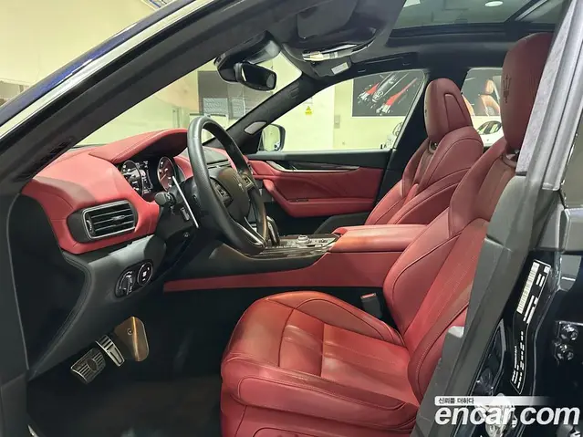 Maserati Levante 2023 3.0 автомат (гидро), миниатюра 12