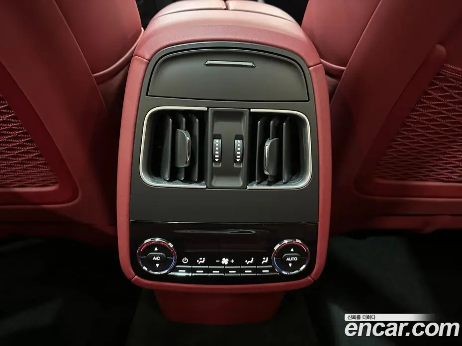 Maserati Levante 2023 3.0 автомат (гидро), фото 15