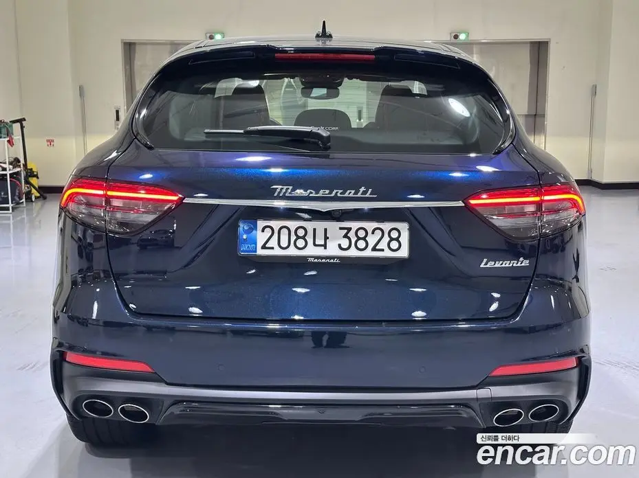 Maserati Levante 2023 3.0 автомат (гидро), фото 4
