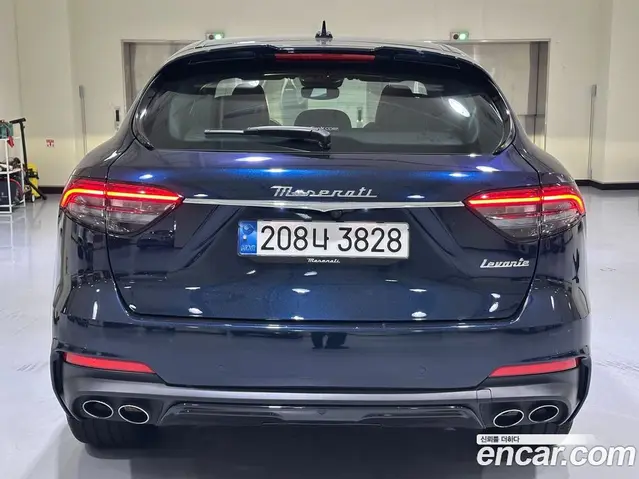 Maserati Levante 2023 3.0 автомат (гидро), миниатюра 4