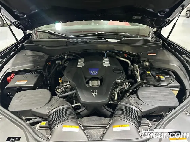 Maserati Levante 2023 3.0 автомат (гидро), миниатюра 6