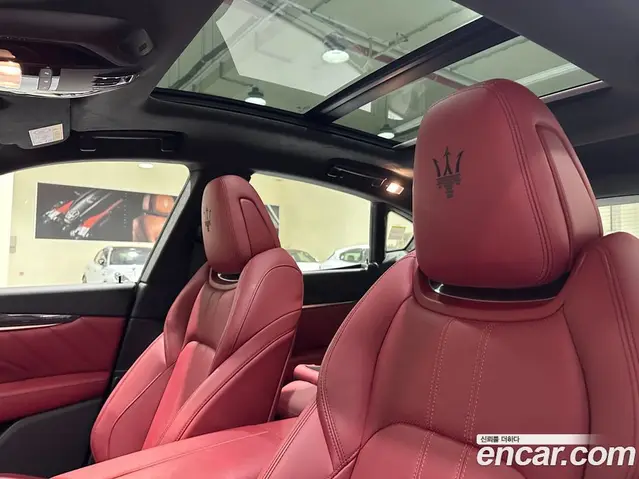 Maserati Levante 2023 3.0 автомат (гидро), миниатюра 10