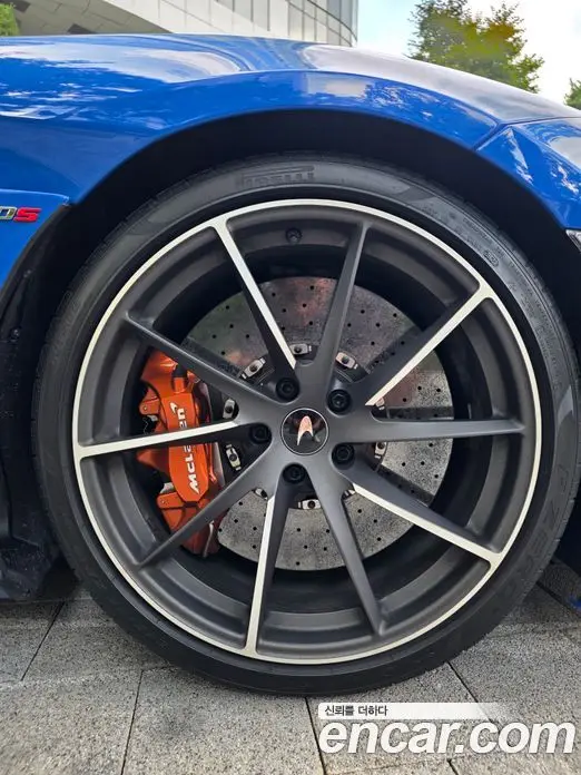 McLaren 720S 2022 4.0 автомат (гидро), миниатюра 5