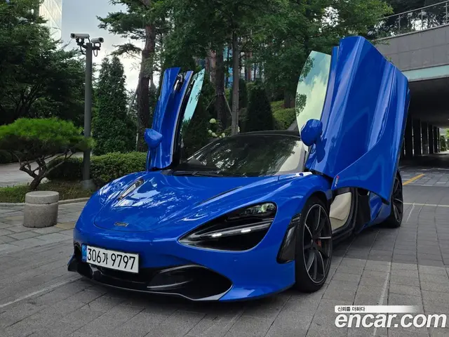 McLaren 720S 2022 4.0 автомат (гидро), миниатюра 10