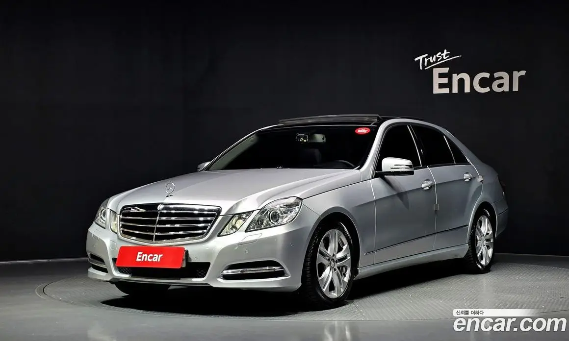 Mercedes-Benz E-Class 2011 3.5 автомат (гидро), фото 1 Mercedes-Benz E-Class 2011 3.5 автомат (гидро), фото 1