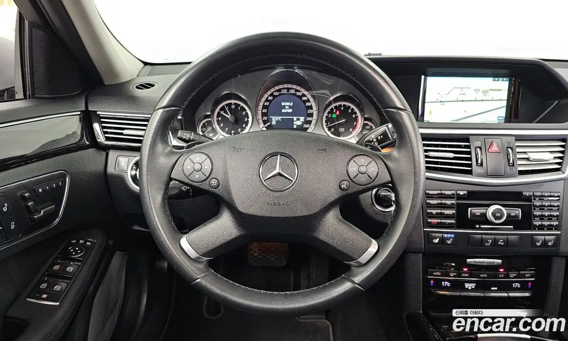 Mercedes-Benz E-Class 2011 3.5 автомат (гидро), фото 13 Mercedes-Benz E-Class 2011 3.5 автомат (гидро), фото 13