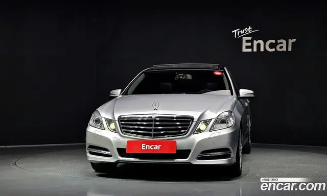 Mercedes-Benz E-Class 2011 3.5 автомат (гидро), миниатюра 3 Mercedes-Benz E-Class 2011 3.5 автомат (гидро), миниатюра 3