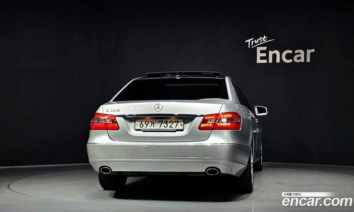 Mercedes-Benz E-Class 2011 3.5 автомат (гидро), фото 4 Mercedes-Benz E-Class 2011 3.5 автомат (гидро), фото 4