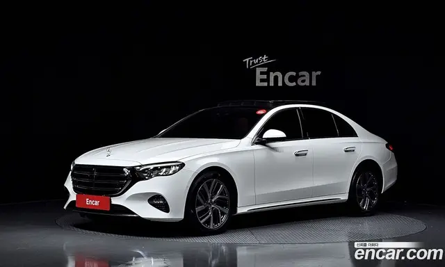 Mercedes-Benz E-Class, 2024, 21 154 км