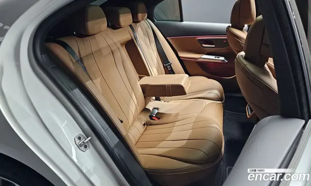 Mercedes-Benz E-Class 2024 2.0 автомат (гидро), миниатюра 11 Mercedes-Benz E-Class 2024 2.0 автомат (гидро), миниатюра 11