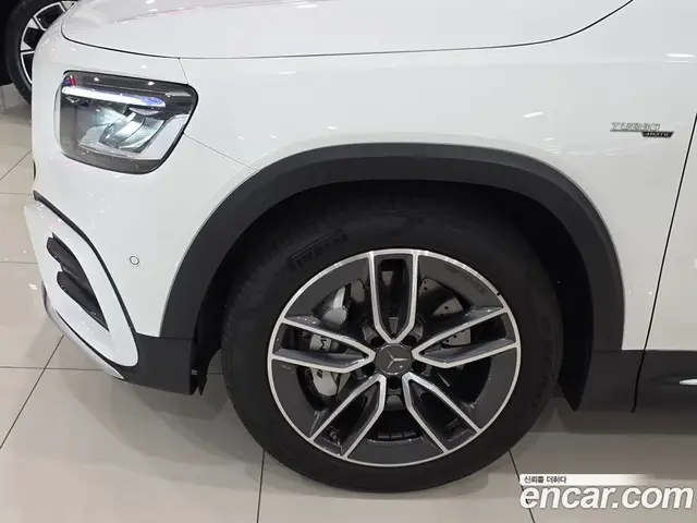 Mercedes-Benz GLB-Class 2025 2.0 автомат (гидро), миниатюра 5 Mercedes-Benz GLB-Class 2025 2.0 автомат (гидро), миниатюра 5