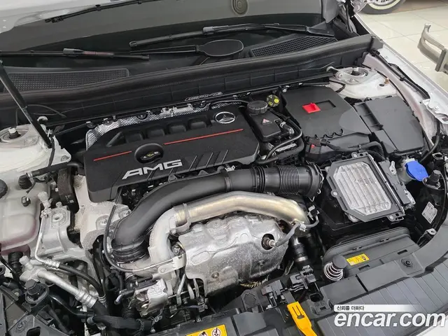 Mercedes-Benz GLB-Class 2025 2.0 автомат (гидро), миниатюра 6 Mercedes-Benz GLB-Class 2025 2.0 автомат (гидро), миниатюра 6