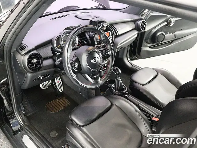Mini Cooper 2014 1.5 автомат (гидро), миниатюра 6