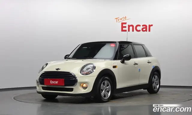 Mini Cooper, 2015, 166 943 км