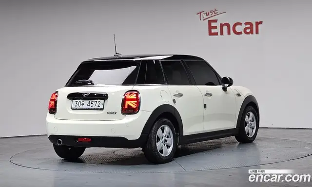 Mini Cooper 2019 1.5 автомат (гидро), миниатюра 2 Mini Cooper 2019 1.5 автомат (гидро), миниатюра 2