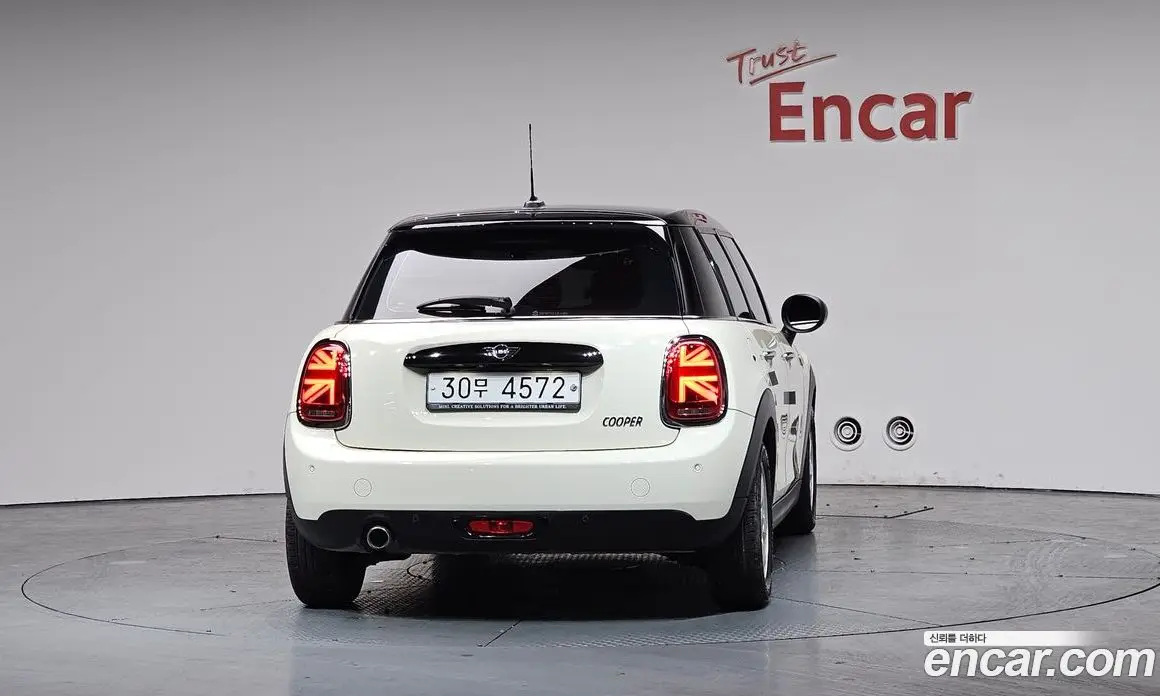 Mini Cooper 2019 1.5 автомат (гидро), фото 4 Mini Cooper 2019 1.5 автомат (гидро), фото 4