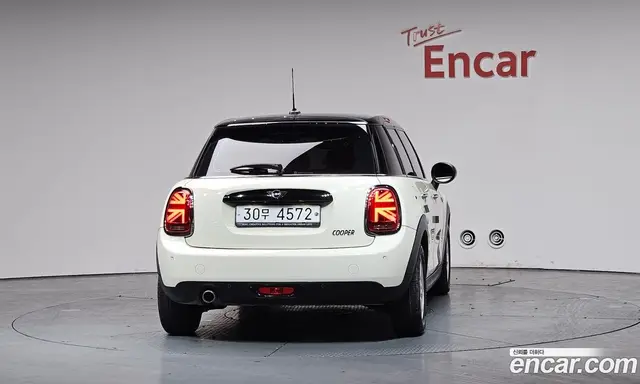 Mini Cooper 2019 1.5 автомат (гидро), миниатюра 4 Mini Cooper 2019 1.5 автомат (гидро), миниатюра 4