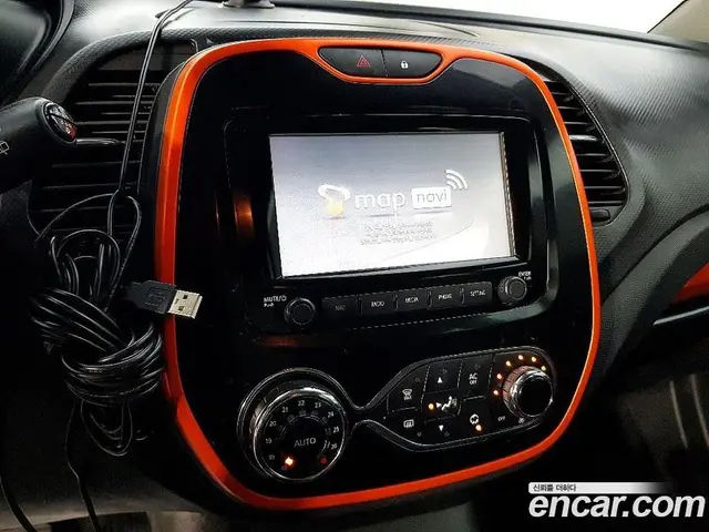 Renault (Samsung) QM3 2015 1.5 автомат (гидро), миниатюра 12