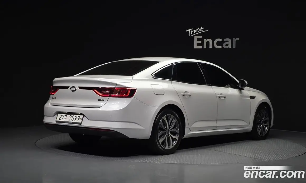 Renault (Samsung) SM6 2017 2.0 автомат (гидро), фото 2 Renault (Samsung) SM6 2017 2.0 автомат (гидро), фото 2