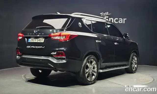SsangYong Rexton 2018 2.2 автомат (гидро), миниатюра 2