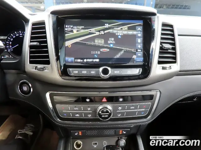 SsangYong Rexton 2018 2.2 автомат (гидро), миниатюра 11