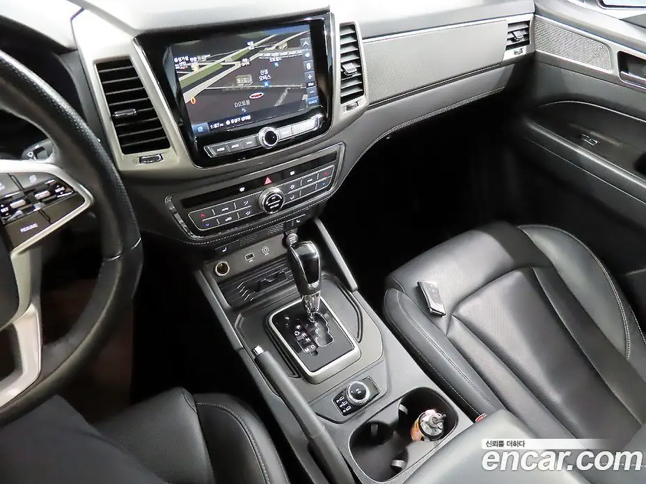 SsangYong Rexton 2018 2.2 автомат (гидро), фото 10