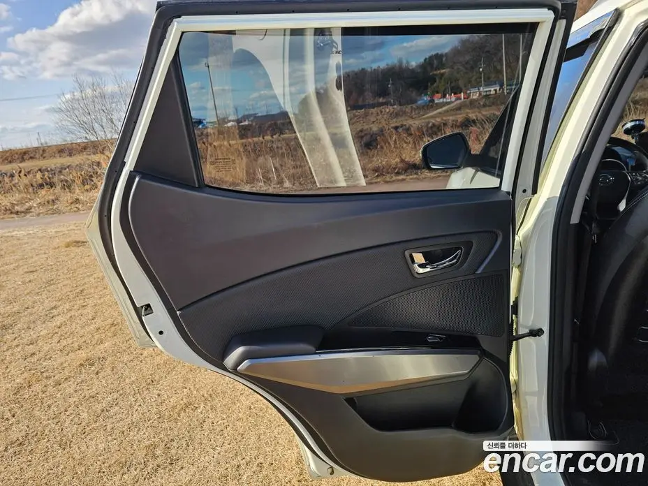 SsangYong TIBOLI 2018 1.6 автомат (гидро), фото 20