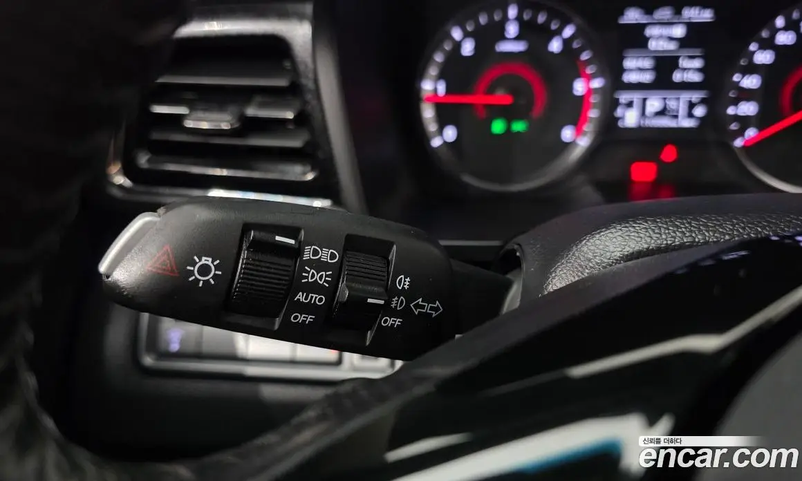 SsangYong TIBOLI 2019 1.6 автомат (гидро), фото 13