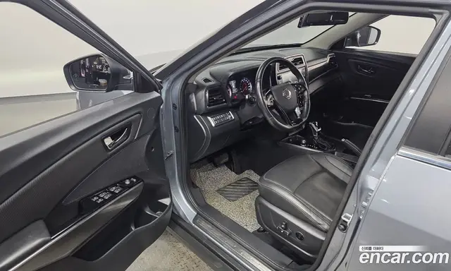 SsangYong TIBOLI 2019 1.6 автомат (гидро), миниатюра 10