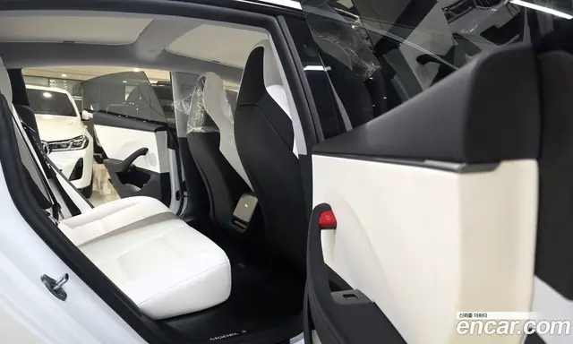 Tesla Model 3 2025 автомат (гидро), миниатюра 11