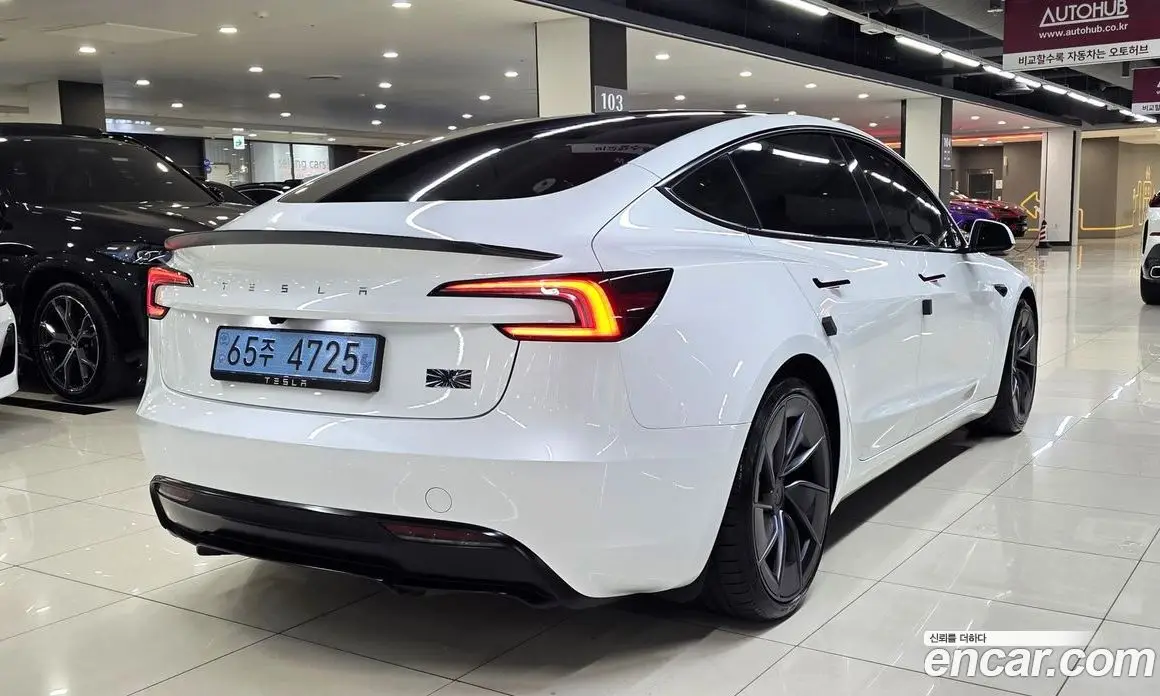 Tesla Model 3 2025 автомат (гидро), фото 4