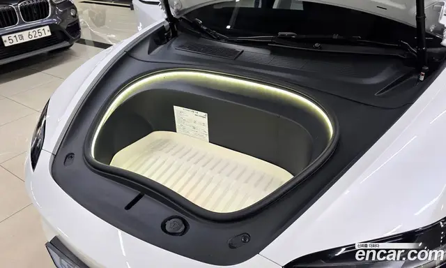Tesla Model 3 2025 автомат (гидро), миниатюра 7