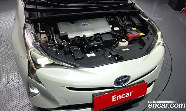 Toyota Prius 2017 1.8 автомат (гидро), миниатюра 6 Toyota Prius 2017 1.8 автомат (гидро), миниатюра 6