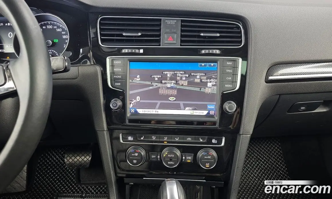 Volkswagen Golf 2015 2.0 автомат (гидро), фото 15