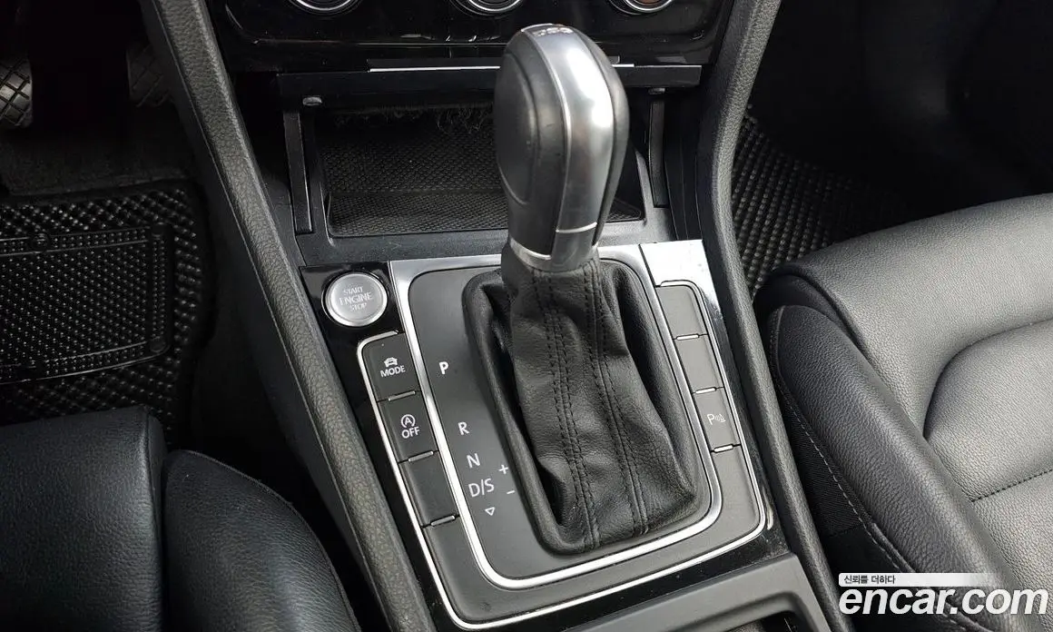 Volkswagen Golf 2015 2.0 автомат (гидро), фото 9