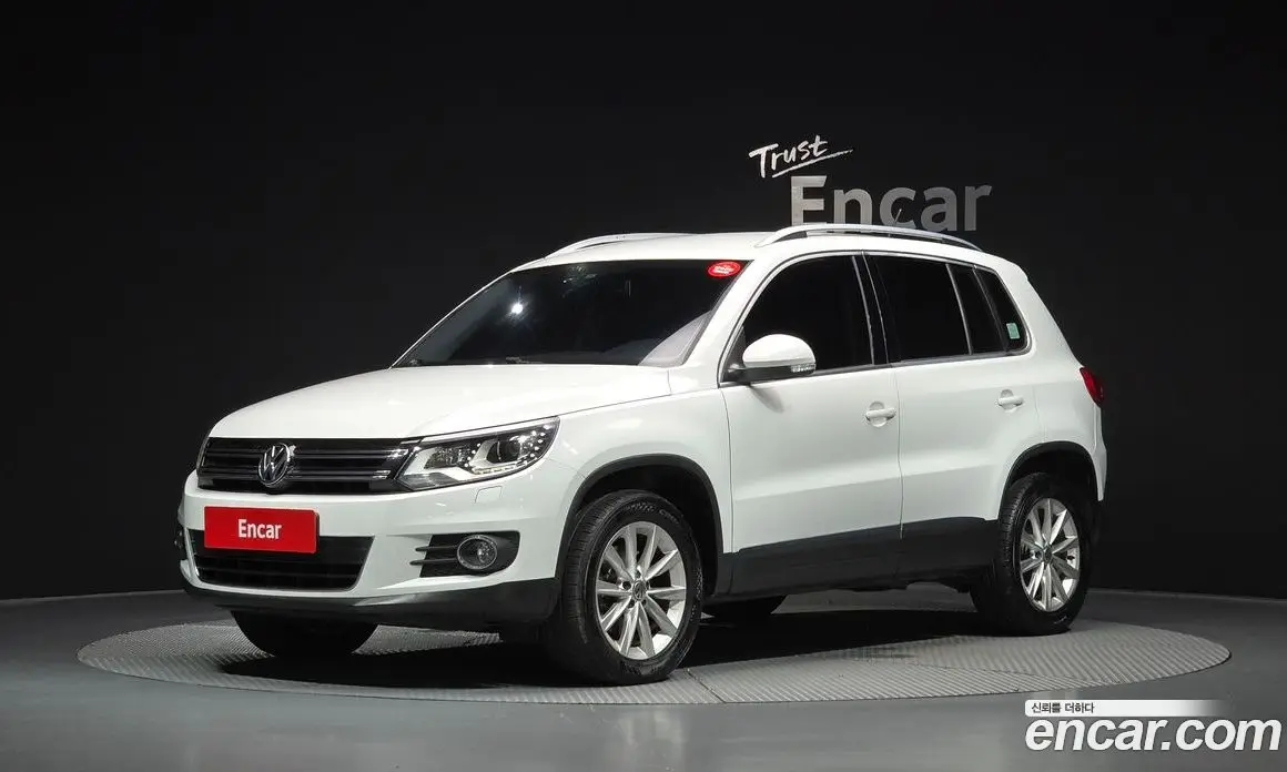 Volkswagen Tiguan 2014 2.0 автомат (гидро), фото 1 Volkswagen Tiguan 2014 2.0 автомат (гидро), фото 1