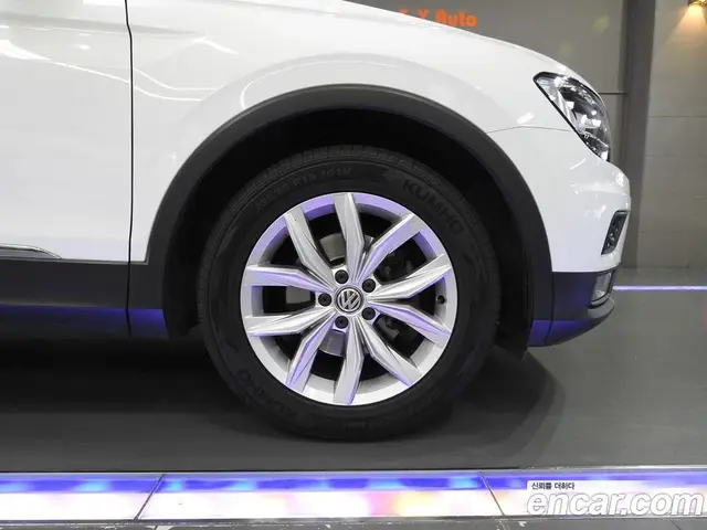 Volkswagen Tiguan 2020 2.0 автомат (гидро), миниатюра 5 Volkswagen Tiguan 2020 2.0 автомат (гидро), миниатюра 5